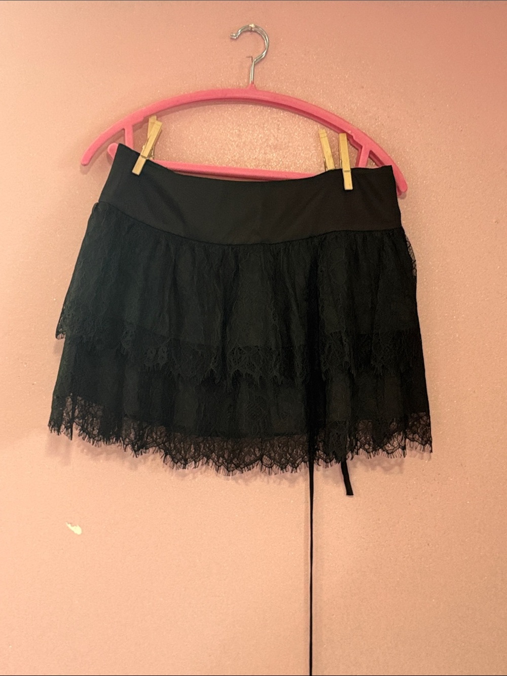 bebe Black Tiered Lace Mini Skirt